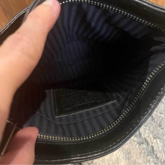 Vintage COACH #6807 Black "Hudson Small Zip" Leather Shoulder Bag - Picture 12 of 14